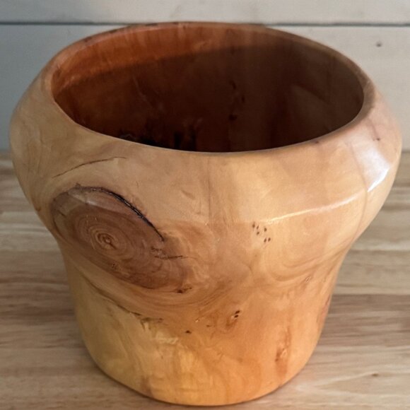 Solid Willow Wood Handmade Turned Bowl/Vase Signed and Dated - Picture 2 of 7